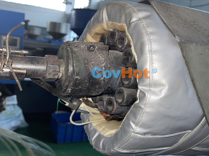 <a href=http://www.jiaerw.com/e/tags/?tagname=%E6%B3%A8%E5%A1%91%E6%9C%BA%E4%BF%9D%E6%B8%A9 target=_blank class=infotextkey>注塑機(jī)保溫</a>,炮筒<a href=http://www.jiaerw.com/e/tags/?tagname=%E4%BF%9D%E6%B8%A9%E5%A5%97 target=_blank class=infotextkey>保溫套</a>,方便檢修